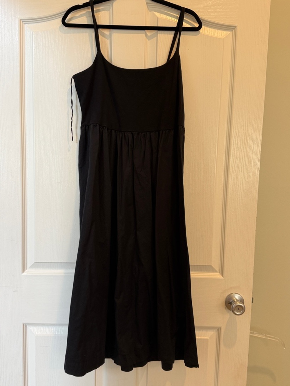 Old Navy Black Spaghetti Strap Midi Sundress